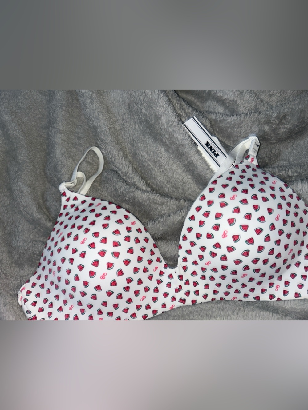 PINK
WEAR EVERYWHERE™ PUSH-UP WIRELESS BRA DEMI 36B